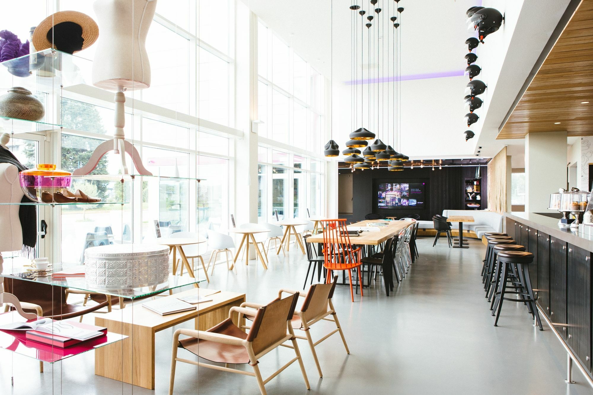 Moxy Munich Airport Hotel Oberding Exterior photo